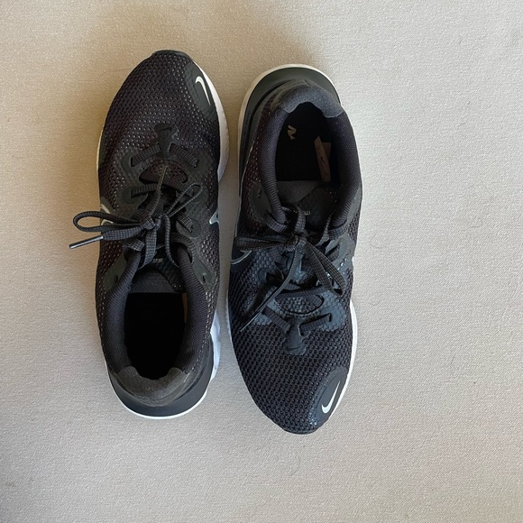 Nike Renew Run Running Shoes - Picture 2 of 7